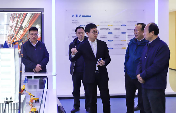 江苏省发改委副主任林康调研乐动在线平台发展情况-2.jpg